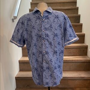 Men's Light Blue Short-Sleeve Button-Down Shirt with Navy Floral Print